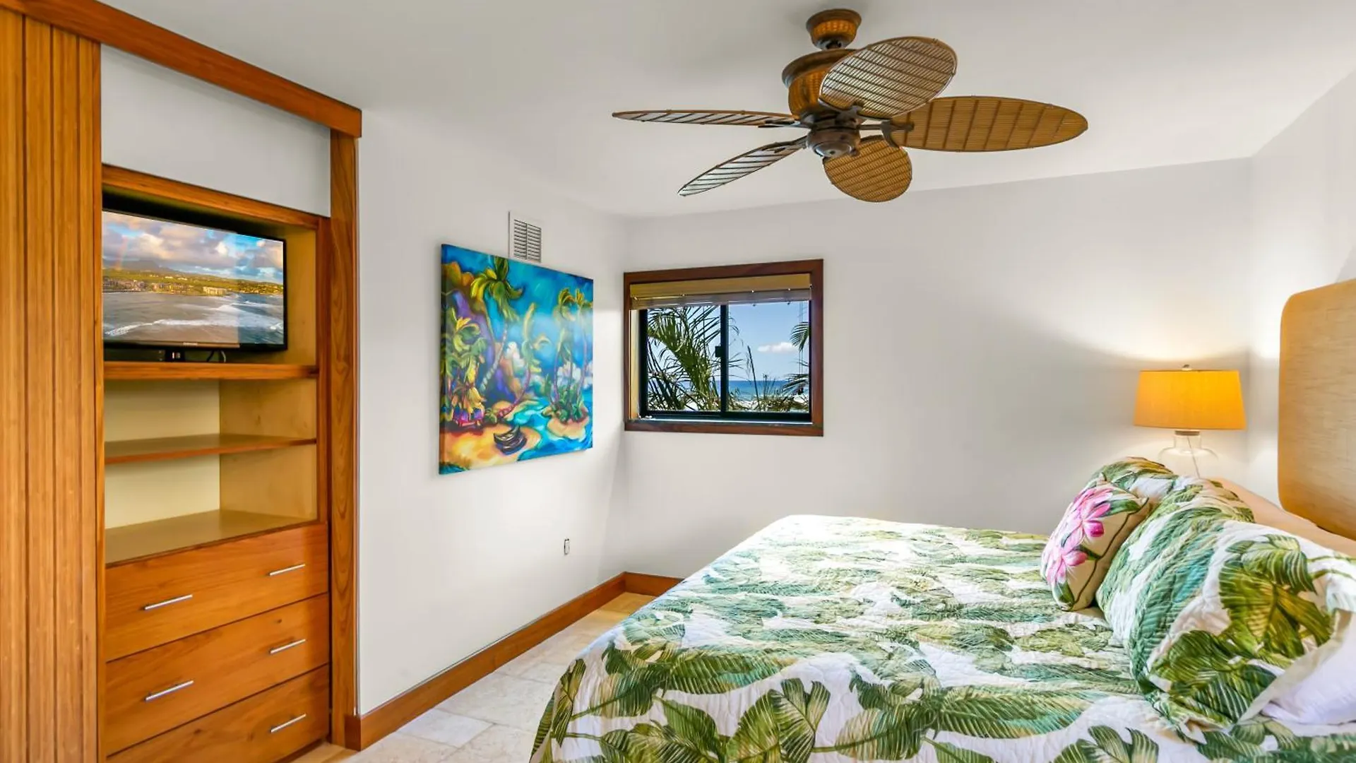 Kuhio Shores 319: Oceanfront In Poipu With A/C! Koloa