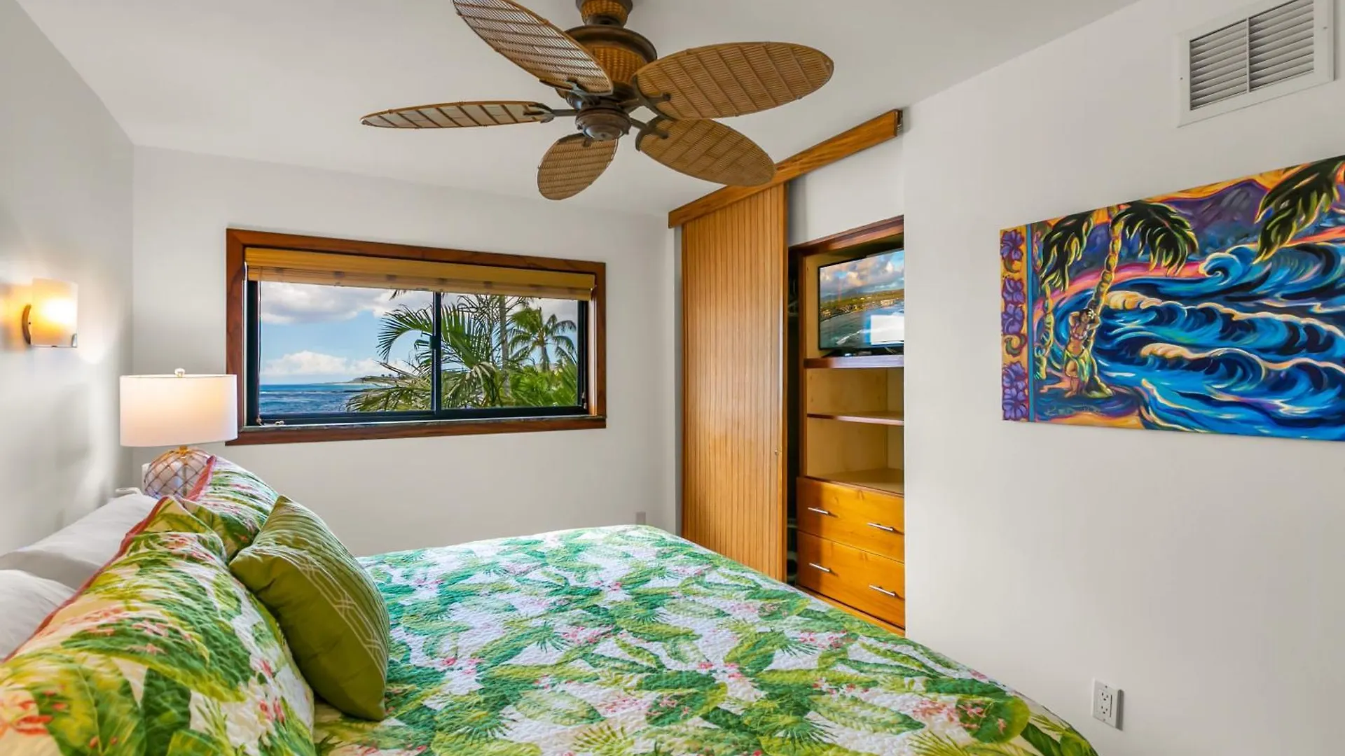 Kuhio Shores 319: Oceanfront In Poipu With A/C! Koloa 0*,  United States